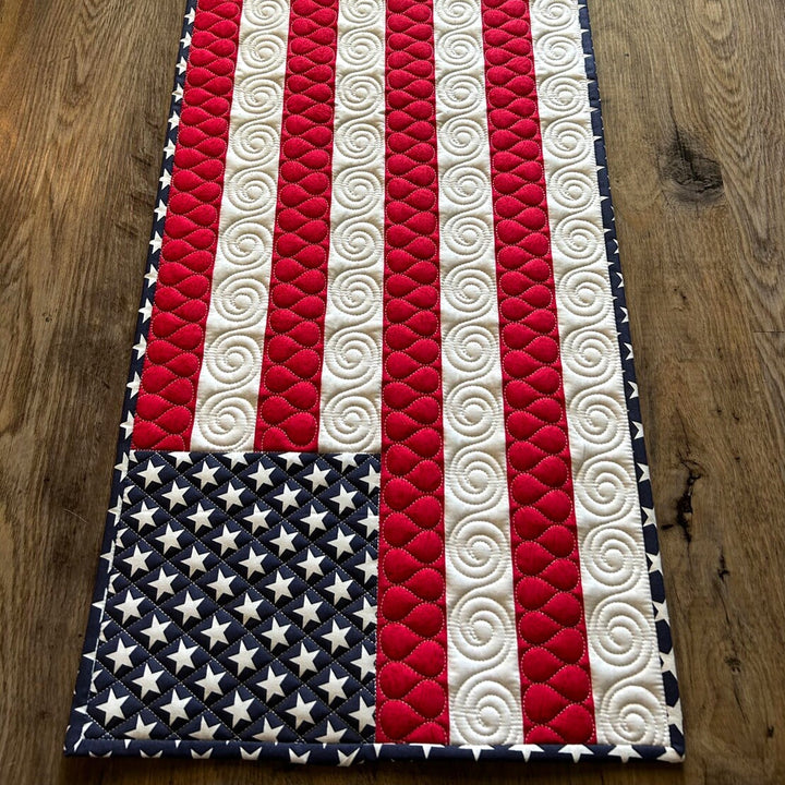 Couverture de Table Matelassée American Pride NCU0TH556