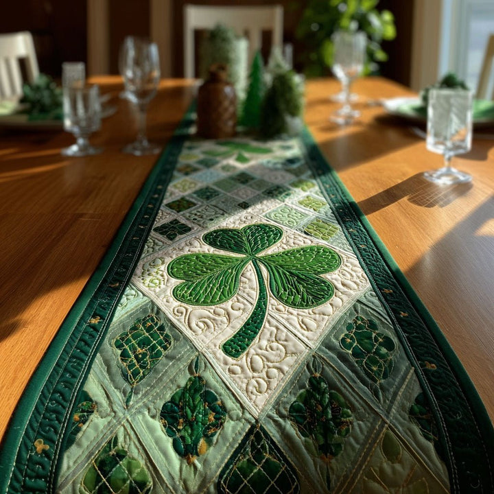 Chemin de Table Matelassé Cloverlight NCU0PT11269