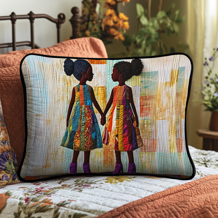 Housse de Coussin Matelassée "Holding Hands" NCU0NT8068