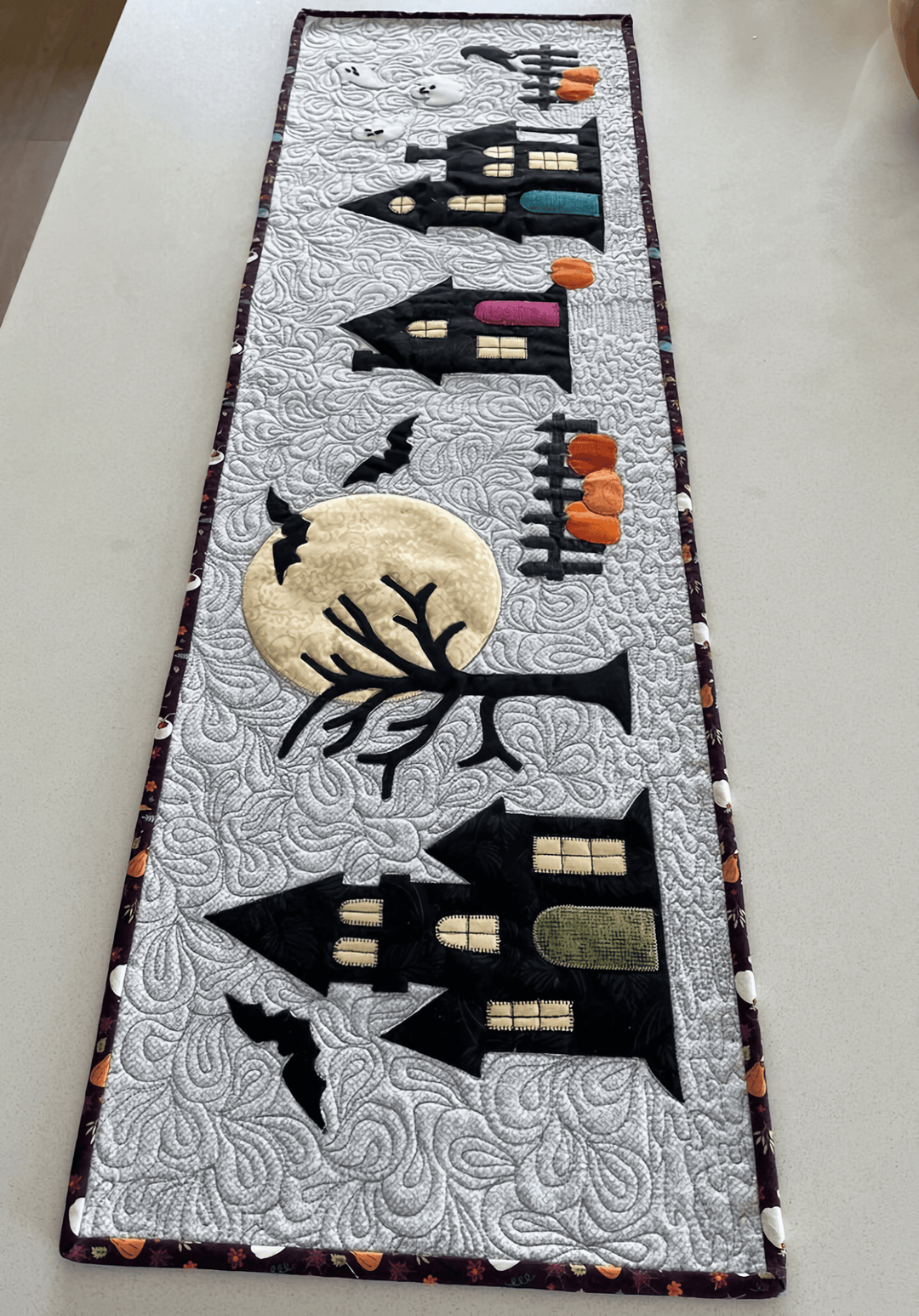 Charms de Maison de Sorcière Chemin de Table Matelassé NCU0DV472